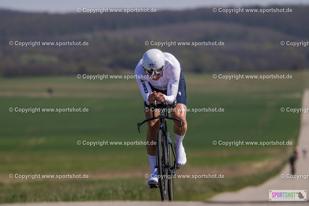 368A3046 | Neusiedlersee Radmarathon 2026@sportshot_your_pictrs #yourpictures#roadtowm2029 #nrm #neusiedlerseeradmarathon #neusiedlersee #neusiedlerseetourismus #burgenland #mörbisch #nrm26 #burgenlandtourismus #voglundco #poweredbyburgenlandtourismus #radsport #rad #marathon #ucigranfondo #visitburgenland #ucigranfondoworldseries