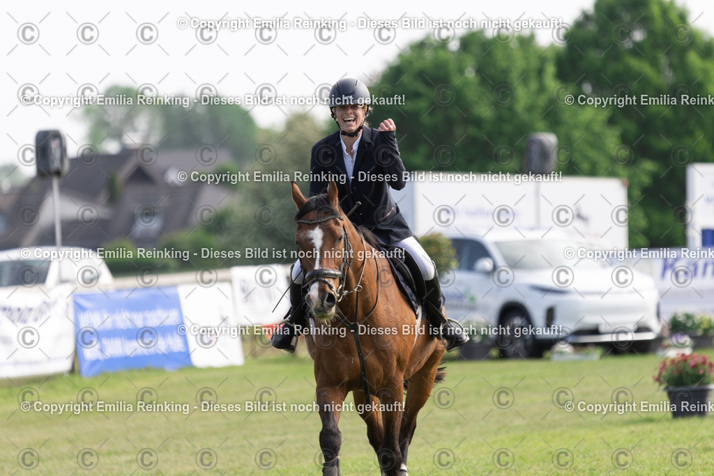 CL5A1106 | Emilia Reinking Fotografie - Realisiert mit Pictrs.com