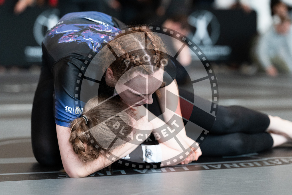 20251129PBB7731 | Fighters compete during the luta livre competition ILLCS XI winter edition on November 29, 2025 in Hannover, Germany.