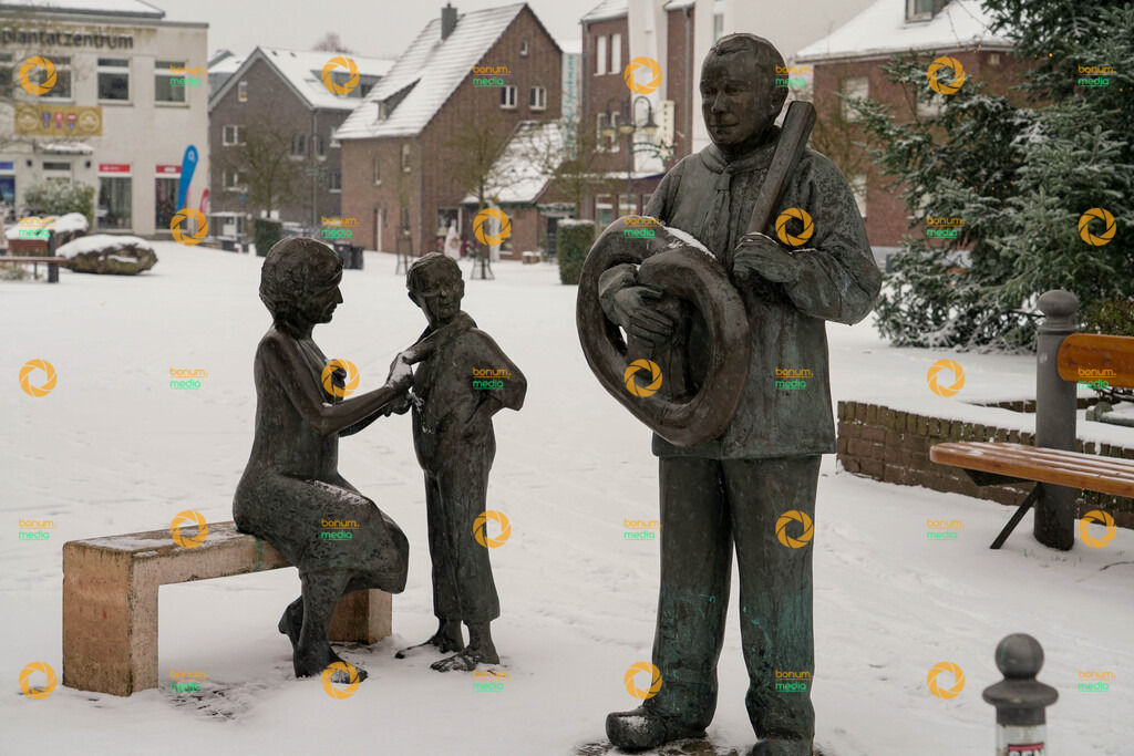 Schnee in Kirchhellen 2026 - Stock Bilder | bonum - Realisiert mit Pictrs.com