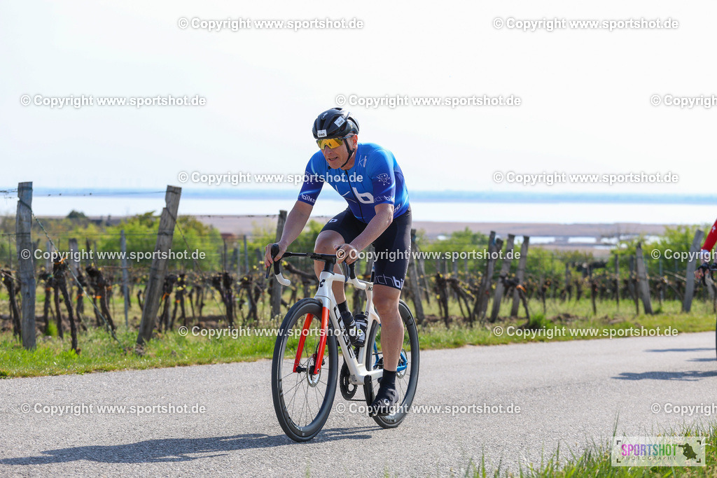 IMG_1752 | @sportshot_your_pictrs #yourpictures#roadtowm2029 #nrm #neusiedlerseeradmarathon #neusiedlersee #neusiedlerseetourismus #burgenland #mörbisch #nrm26 #burgenlandtourismus #voglundco #poweredbyburgenlandtourismus #radsport #rad #marathon #ucigranfondo #visitburgenland #ucigranfondoworldseries