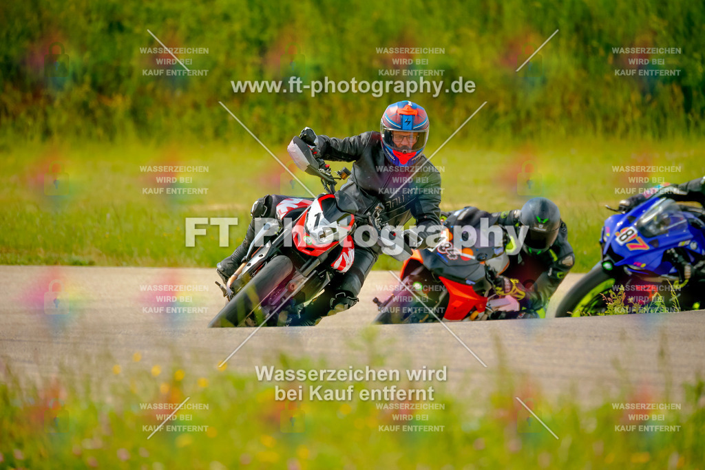 _MOT1140 | Hier findet Ihr Bilder von Touristenfahrten auf der Nürburgring Nordschleife oder von anderen Veranstaltungen die ich besucht habe. Viel Spass beim Durch Schauen 