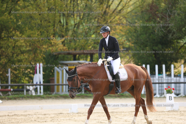 HG9A7182 | laurarinckfotografie - Realisiert mit Pictrs.com