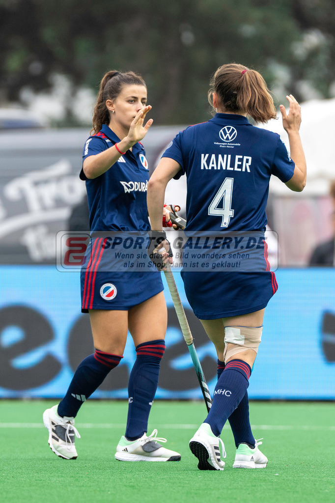 Final4_20240518-1231-0078 | Bonn, Deutschland, 18.05.2024: Nadine Kanler (Mannheimer HC) in Aktion waehrend des Spiels der Deutsche Feldhockey-Meisterschaften 2024 zwischen Final 4 Damen Rot Weiss Köln - Mannheimer HC im Bonner THV am 18.05.2024 in Bonn, Deutschland. (Foto von Stephan Fehrmann)

Bonn, Germany, 18.05.2024: Nadine Kanler (Mannheimer HC) in action during the game of Deutsche Feldhockey-Meisterschaften 2024 between Final 4 Damen Rot Weiss Köln - Mannheimer HC in Bonner THV at 18.05.2024 in Bonn, Deutschland. (Foto from Stephan Fehrmann)