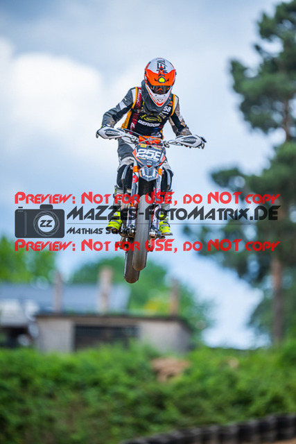 MaZZes_FotoMatrix_220528_8652 | Fotograf Mathias Schmid
Sportfotograf,
Eventfotograf,
Hochzeitsfotograf,
Portraitfotograf