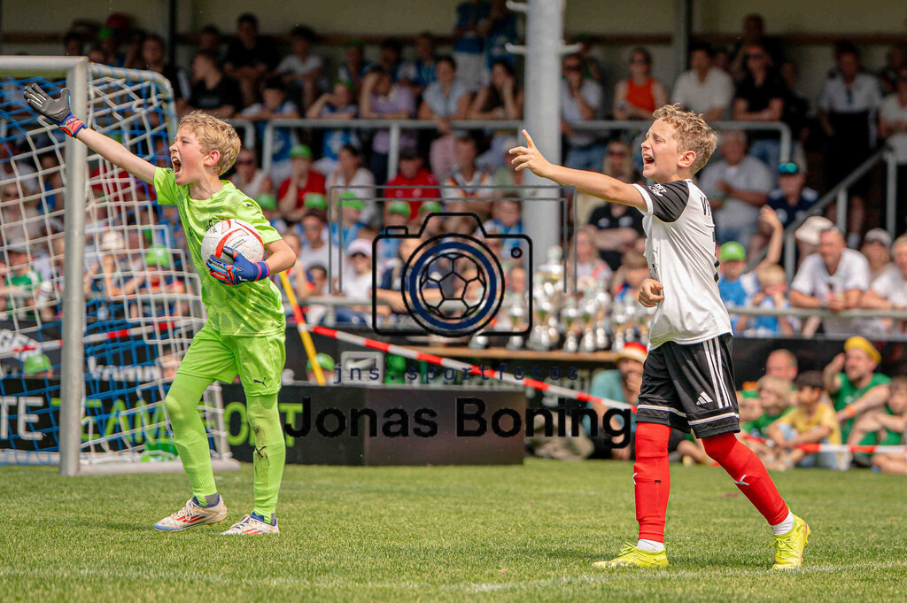 Fußball I E-Junioren I Saison 2025-2026 I OM-Cup Lüsche I Sonntag  I 24914 | jns.sportfotos - Realisiert mit Pictrs.com