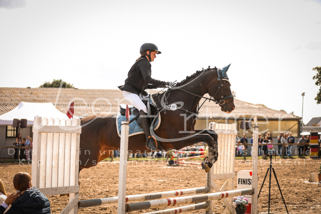 06.SoSpE00113 | Leoni Ertmer Photography - Realisiert mit Pictrs.com