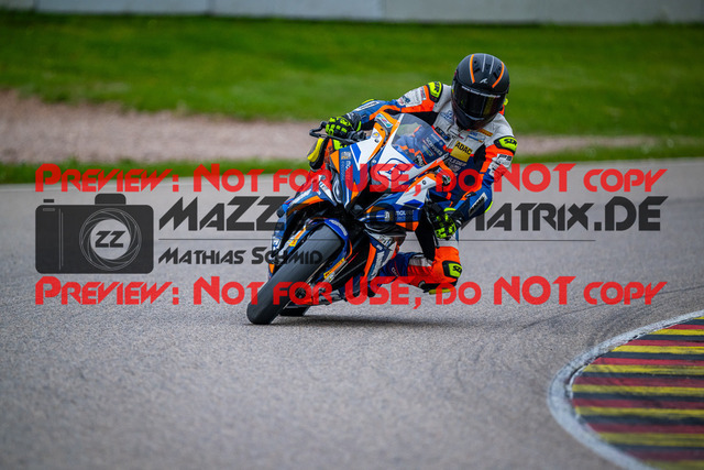 MaZZes_FotoMatrix_240503_6007705_0975 | STK1000