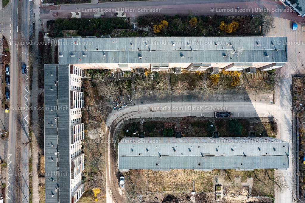 10049-51896 - Luftbild Halberstadt | Stockfoto und Bilderpool mit Bildmaterial aus Deutschland, dem Harz, Halberstadt, Quedlinburg, Wernigerode und weltweit. Qualitativ hochwertige und professionelle Fotos anschauen und kaufen. - Realisiert mit Pictrs.com