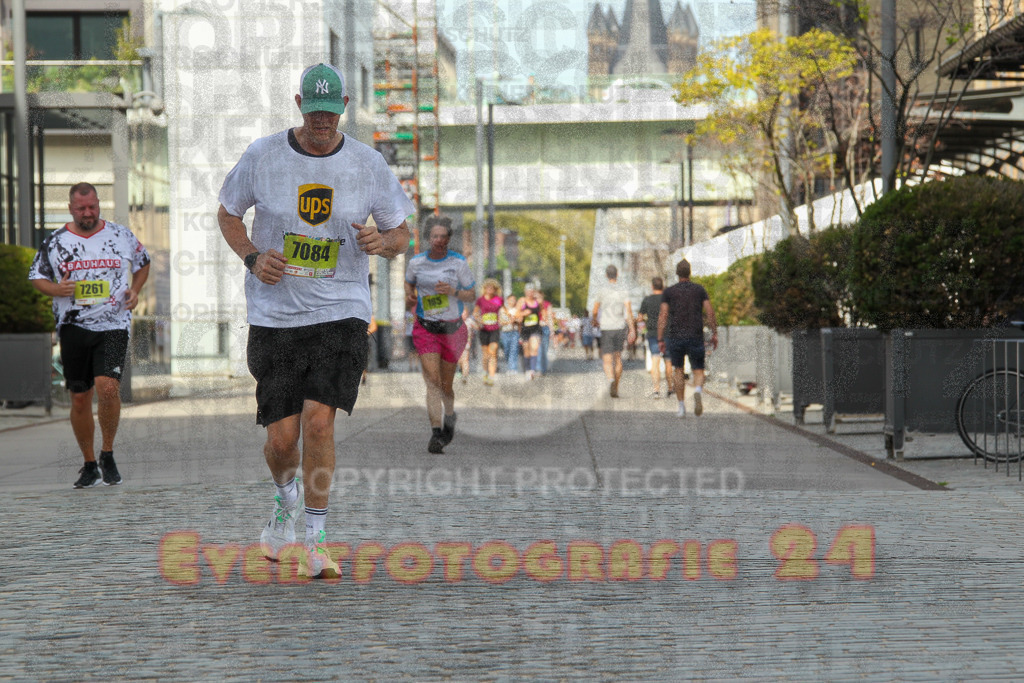 250920_1337_EV4_6314 | Sportfotografie im Rhein-Sieg Kreis, Köln, Bonn, NRW, Rheinland Pfalz, Hessen, etc. Unser Tätigkeitsfeld umfasst den Laufsport vom Volkslauf über den Marathon, Duathlon, Triathon bis zum Ultralauf wie Kölnpfad Ultra oder Schindertrail.