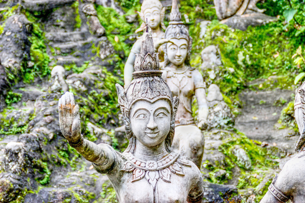 Statuen weiblich Thailand | www-pimpup-me - Realisiert mit Pictrs.com