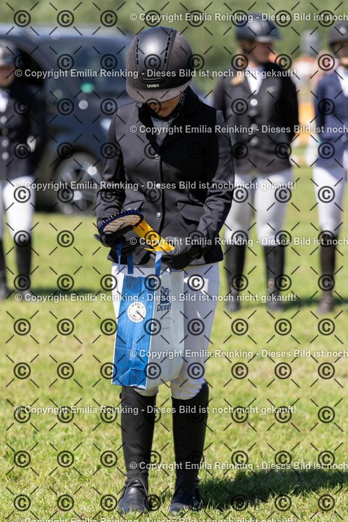 CL5A1107 | Emilia Reinking Fotografie - Realisiert mit Pictrs.com