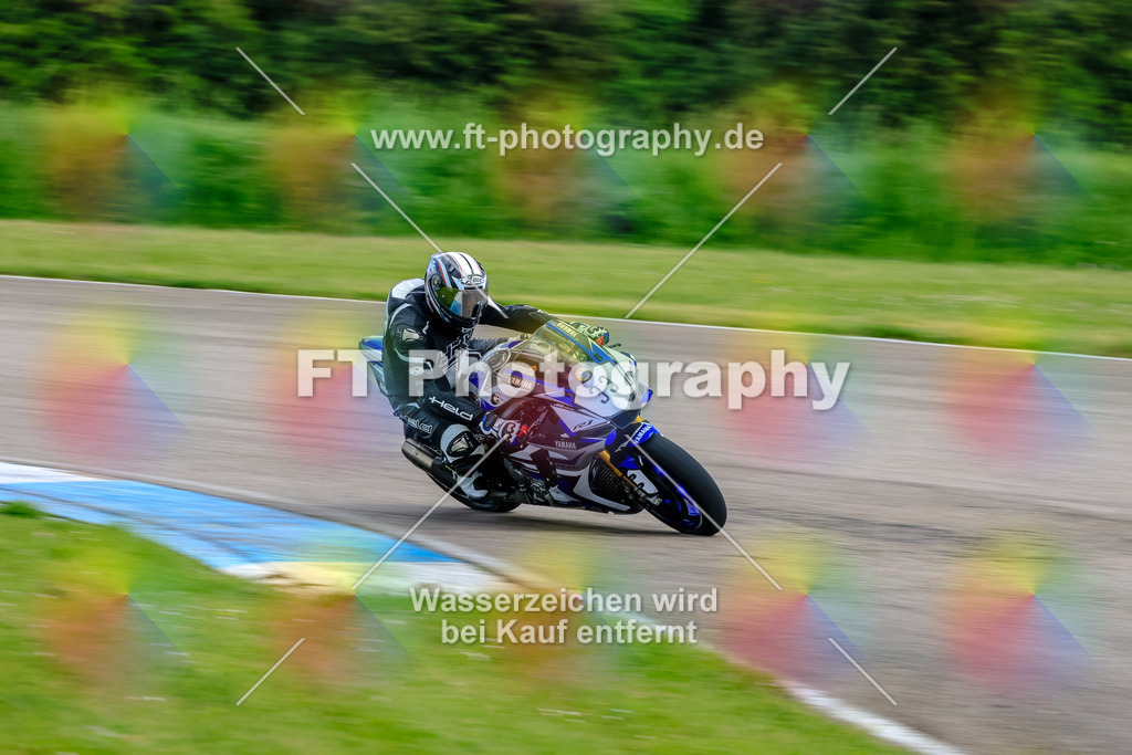 MotoTeam-9400 | Hier findet Ihr Bilder von Touristenfahrten auf der Nürburgring Nordschleife oder von anderen Veranstaltungen die ich besucht habe. Viel Spass beim Durch Schauen 