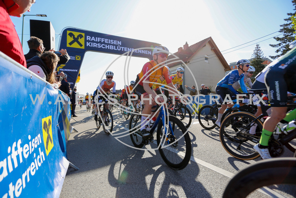 ..... | WELS, AUSTRIA, 27.April 24, 63 RAIFFEISEN KIRSCHBLÜTENRENNEN, Image shows: Photo: WAPICS / Andreas Willdoner