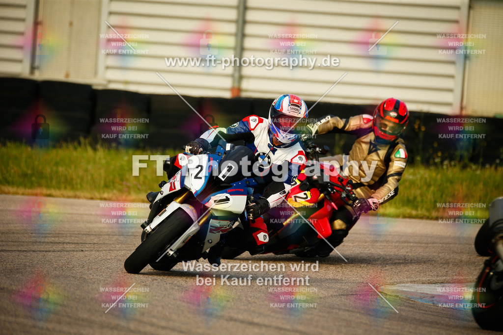 _MOT5169 | Hier findet Ihr Bilder von Touristenfahrten auf der Nürburgring Nordschleife oder von anderen Veranstaltungen die ich besucht habe. Viel Spass beim Durch Schauen 