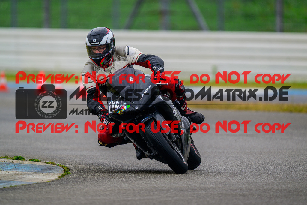 MaZZes_Fotomatrix_20240923_6007705_2760 | Fotograf Mathias Schmid
Sportfotograf,
Eventfotograf,
Hochzeitsfotograf,
Portraitfotograf