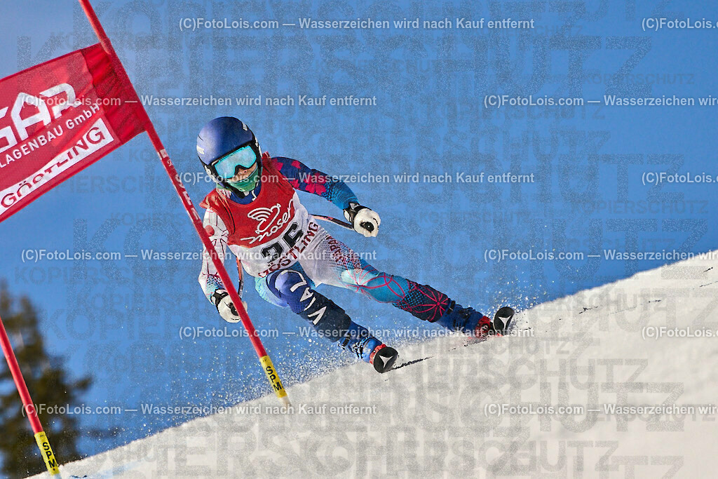 ALP4554_WCM-SuperGiant_Kat-C_Fukuhara Masumi | (C)FotoLois.com, Alois Spandl, World Criterium Masters Ski Alpin 2023 Hochkar, SuperGiantSlalom, Kategorie C, Mi 22. März 2023.