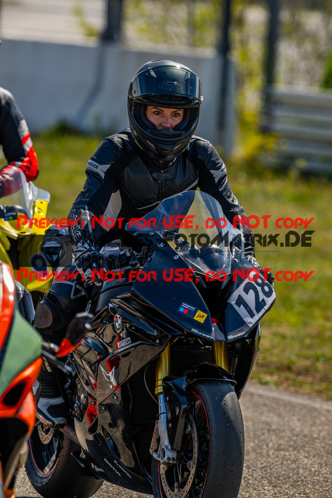MaZZes_Fotomatrix_20260426_6021986_2994 | GRUEN