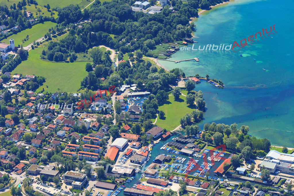 Luftbild von Percha Starnberg - Luftaufnahme wurde 2017 von https://frankenair.de mittels Flugzeug (keine Drohne) erstellt - die Geschenkidee