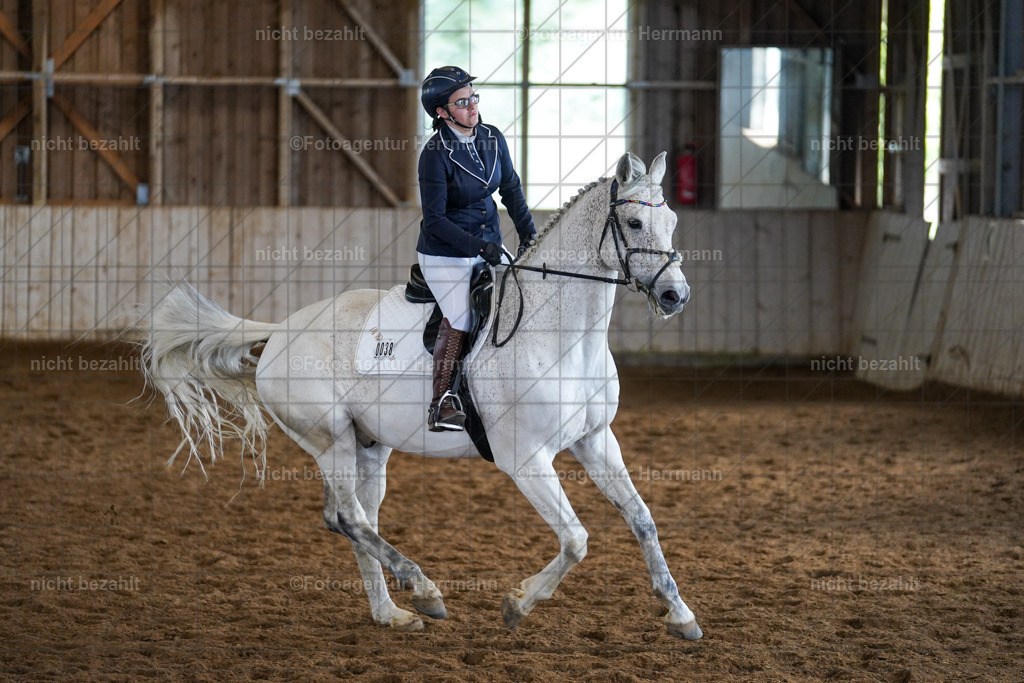 20230518-FAH03868 | Frühjahrsturnier, landberg am Lech, 2023, Reitclub Landsberg, Turnierbilder, Fotos Turnier Landsberg, Fotoagentur Herrmann, Turnierfotografen Bayern, reitsport Fotograf, Pferde Fotograf