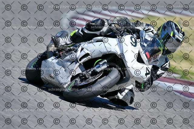 26bt04-0304 | markuskiefer.com - Realisiert mit Pictrs.com