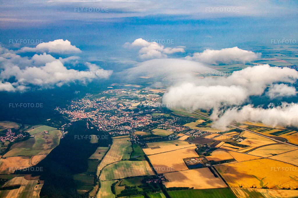 Luftbild: Ortsansicht von Osten unter Wolken in Blankenburg im Bundesland Sachsen-Anhalt in Deutschland. Foto: IMG_41942.jpg vom 25.06.2011 durch Werner Riehm/FLY-FOTO.de