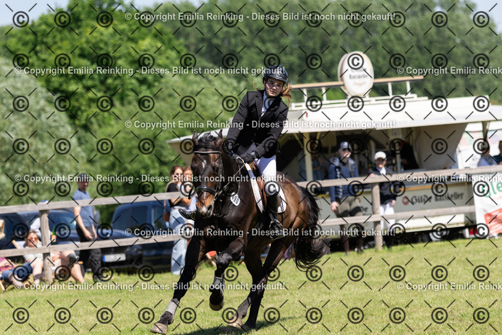 CL5A1044 | Emilia Reinking Fotografie - Realisiert mit Pictrs.com