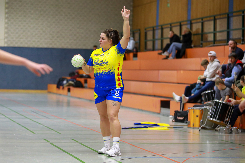 SVN_ SVFriedrichsfeld_141224_058 | Bildergalerie von Sport-Ereignissen aber auch von weiteren spannenden Dingen - nicht nur vom Niederrhein. In Anlehnung an den bekannten Spruch von Hanns Dieter Hüsch heißt das Motto: "Niederrhein ist überall".  - Realisiert mit Pictrs.com