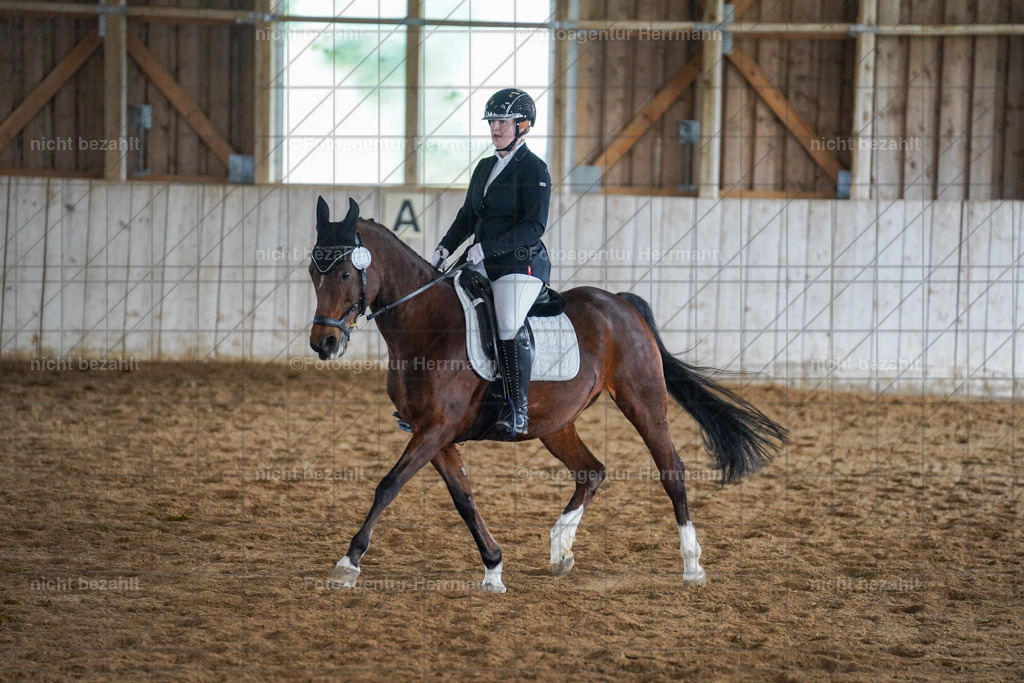 20230520-FAH05052 | Frühjahrsturnier, Landsberg am Lech, 2023, Reitclub Landsberg, Turnierbilder, Fotos Turnier Landsberg, Fotoagentur Herrmann, Turnierfotografen Bayern, Reitsport Fotograf, Pferde Fotograf