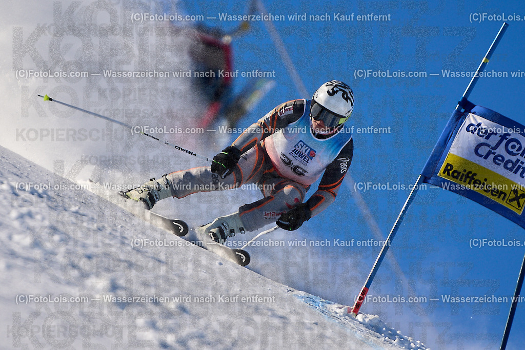 ALP3801_MASTERS-Cup_GS-C Damen_Popp Michaela | (C)FotoLois.com, Alois Spandl. FIS Masters-Cup Wildschönau, Giant Slalom auf der Piste Schatzberg GS, Siegerehrung auf dem Dorfplatz Niederau, Sa 13. Januar 2024.