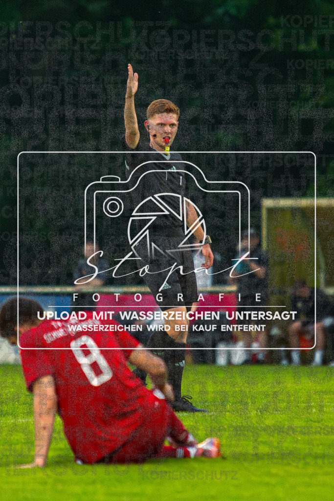 Landesliga Herren LG - TSV Ottersberg vs. TV Jahn Schneverdingen | Timon Beyer (Schiedsrichter); Landesliga Herren LG - TSV Ottersberg vs. TV Jahn Schneverdingen am 29.05.26 in Wümmestadion, Ottersberg - Realisiert mit Pictrs.com