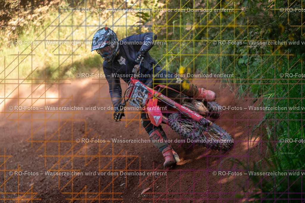 Wolfshausen 3 Lauf -834 | Sportfotografie von RO-Fotos: Motorsport, Motocross, Enduro, Laufveranstaltungen und Triathlon. Professionelle Fotos von Sportlern und Events. - Realisiert mit Pictrs.com
