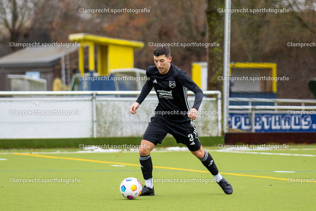 Fußball I Herren I Saison 2025-2026 I Landesfreundschaftsspiel I SC Rönnau - SSG Rot-Schwarz Kiel 100 | Tim Hamann (3, SC Rönnau) - Realisiert mit Pictrs.com