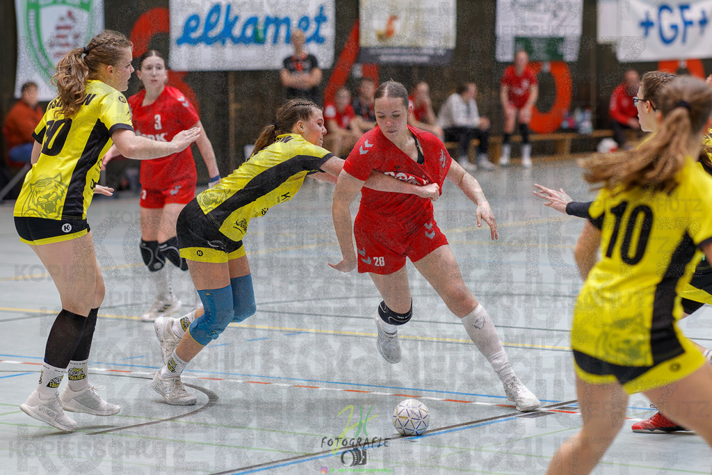 Hessenmeisterschaft wJC - Finale; HSG Kleenheim - HSG Weiterstadt/ Braunsh.Worf. | Hessenmeisterschaft wJC - Finale; HSG Kleenheim - HSG Weiterstadt/ Braunsh.Worf. am 22.03.2025 in Biedenkopf (Sporthalle Lahntalschule)Photo © 2025 - Jörg Heinrich - Realisiert mit Pictrs.com