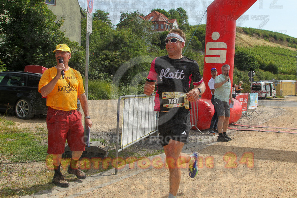 250614_1031_EV4_8279 | Sportfotografie im Rhein-Sieg Kreis, Köln, Bonn, NRW, Rheinland Pfalz, Hessen, etc. Unser Tätigkeitsfeld umfasst den Laufsport vom Volkslauf über den Marathon, Duathlon, Triathon bis zum Ultralauf wie Kölnpfad Ultra oder Schindertrail.