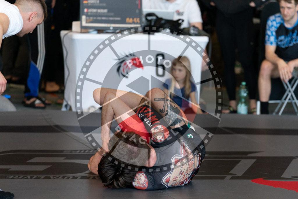 20250329PBB0633 | Fighters compete during the International Luta Livre (ILLCS) Germany IX Spring 2025 Competition spring on March 29, 2025 in Hannover, Germany.© Chiara Dazi