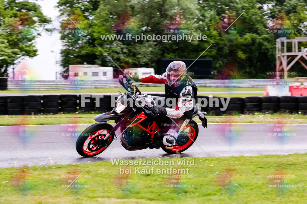 MotoTeamVBK-20102 | Hier findet Ihr Bilder von Touristenfahrten auf der Nürburgring Nordschleife oder von anderen Veranstaltungen die ich besucht habe. Viel Spass beim Durch Schauen 