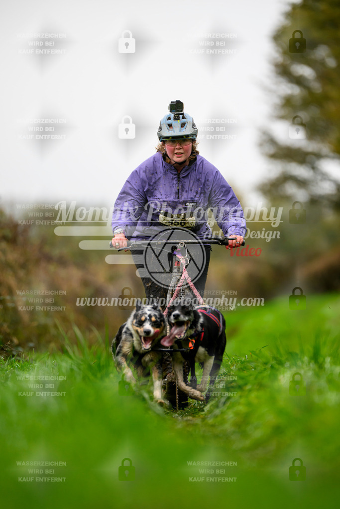 MompixPhotography_20TSB_E8_DS2-10 | PayLife