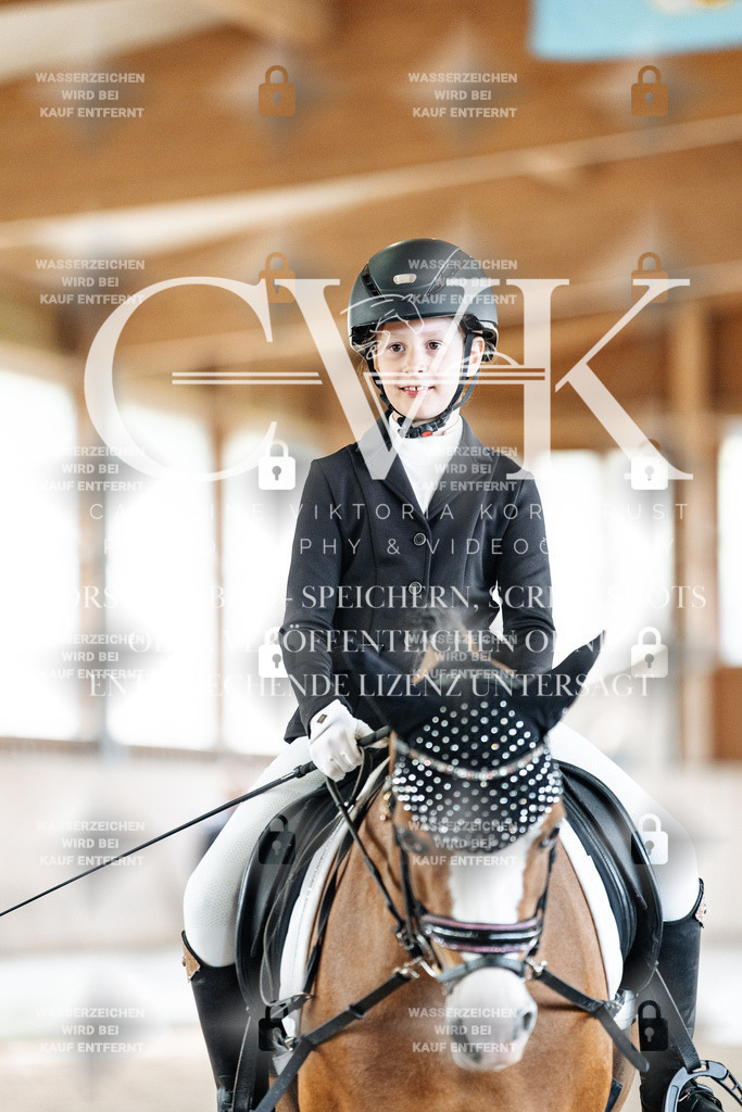 CK901472 | Turnierfotografie Pferdefotografie Trier Rheinland-Pfalz Pferdesport Reitsport Tierfotografie Sportfotografie Pferdevideo Pferdevideografie Equestrianvideography equestrianphotography  - Realisiert mit Pictrs.com