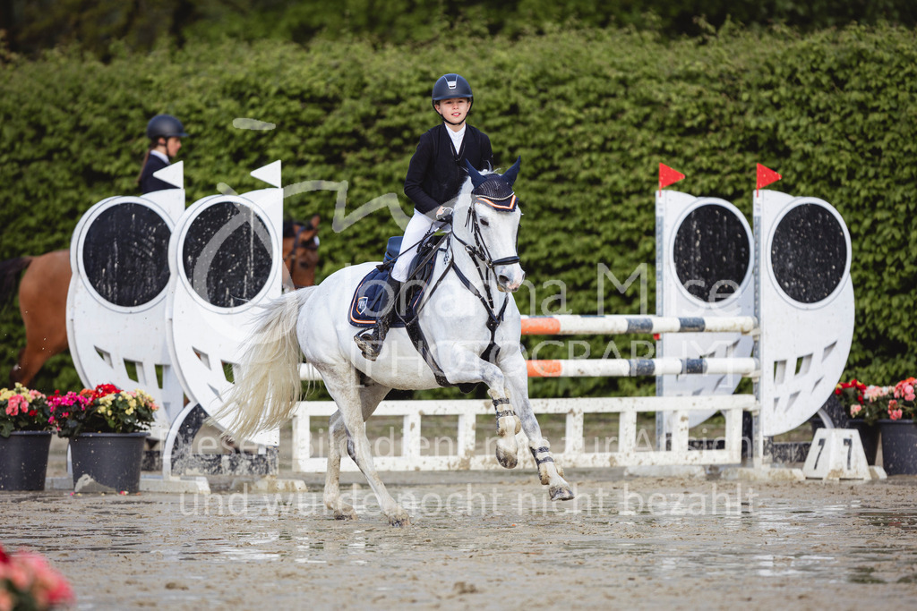 240426_Olfen-Vinnum_PonyTrophy-423 | Deine schönsten Turniermomente als professionelle Fotos! Entdecke hochwertige Pferdesport-Fotografie im Online-Shop. Jetzt Fotos finden & bestellen!