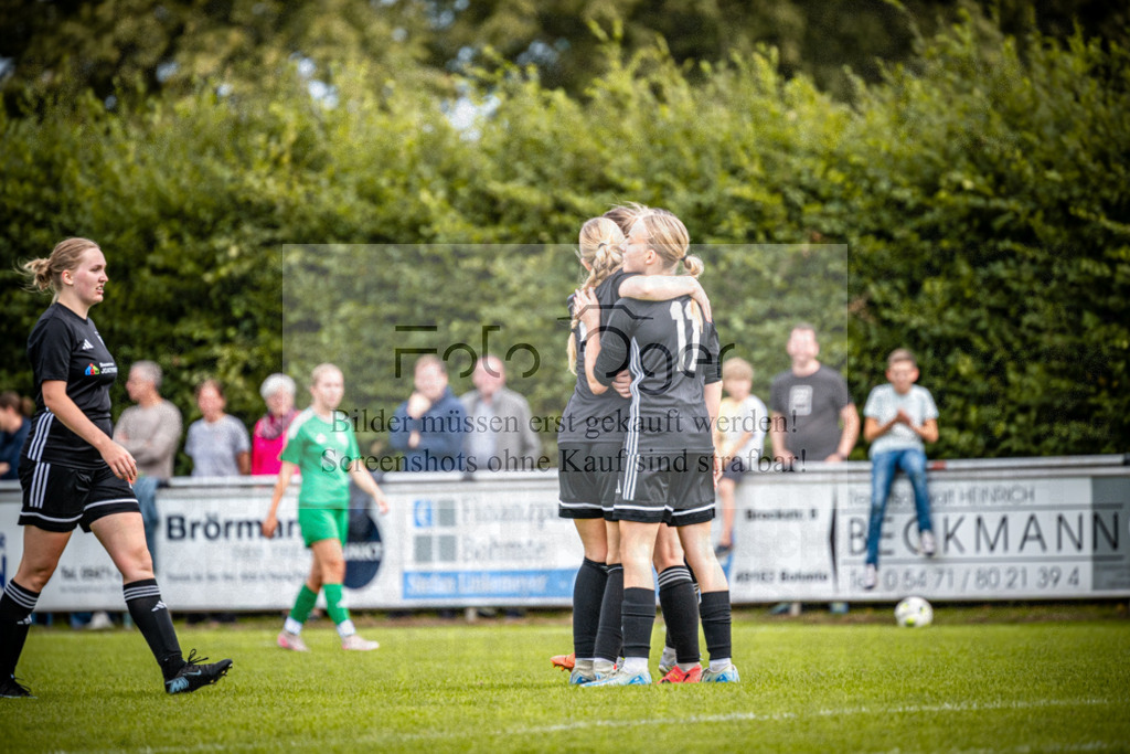 SG Bohmte/Ostercappeln/Schwagstorf - SG Hollenstede / Schwagstorf | Fr.-BZL Weser-Ems Süd · 1. Damen - SG Hollenstede / Schwagstorf · Sportplatz - Realisiert mit Pictrs.com