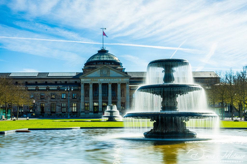 Kurhaus Wiesbaden | Bowling Green vor dem Kurhaus Wiesbaden 