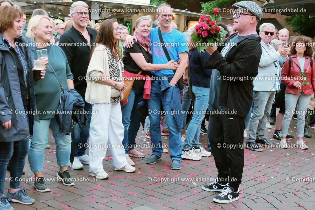 29.08.2025 Johnnys Leidenschaft bei den DIN Tagen 2025 | 29.08.2025 Johnnys Leidenschaft gibt auf der Altmarktbühne in Dinslaken bei den DIN Tagen 2025 ein Konzert. - Realisiert mit Pictrs.com