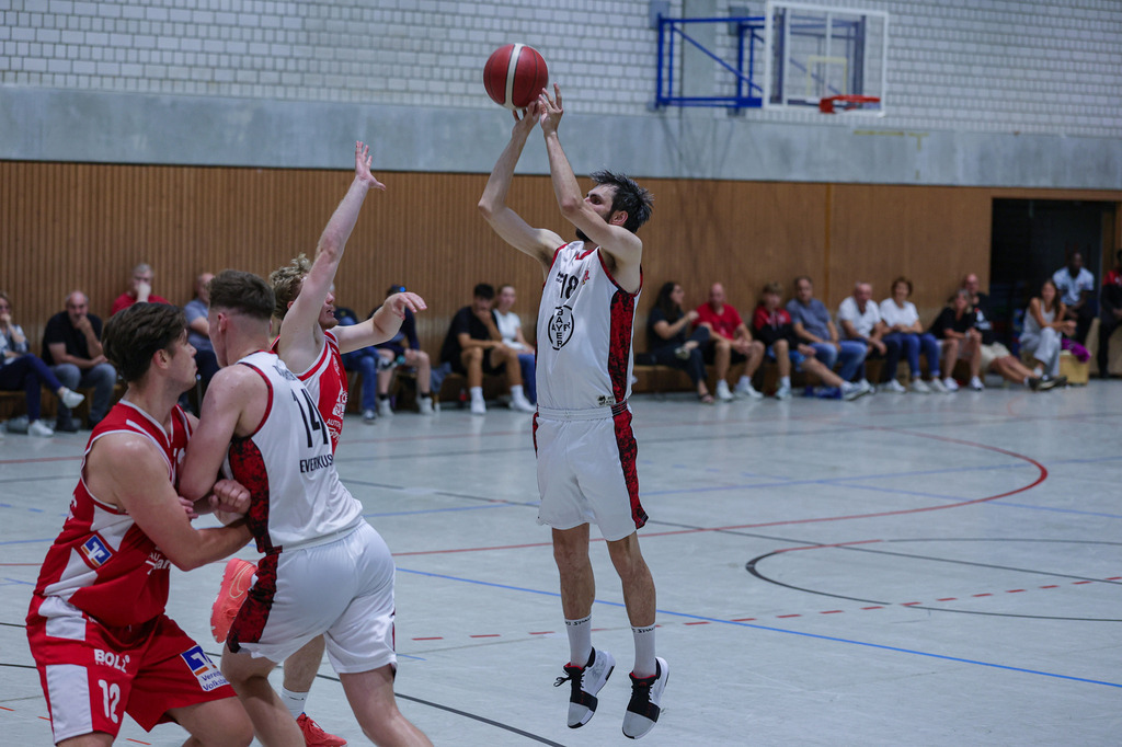Regio Test BAYER GIANTS vs BSV Münsterland Baskets Wulfen-54 | Fotos von Basketballspielen aus dem Raum NRW fotografiert von Gero Mueller-Laschet und Daniel Schaefer - Realisiert mit Pictrs.com