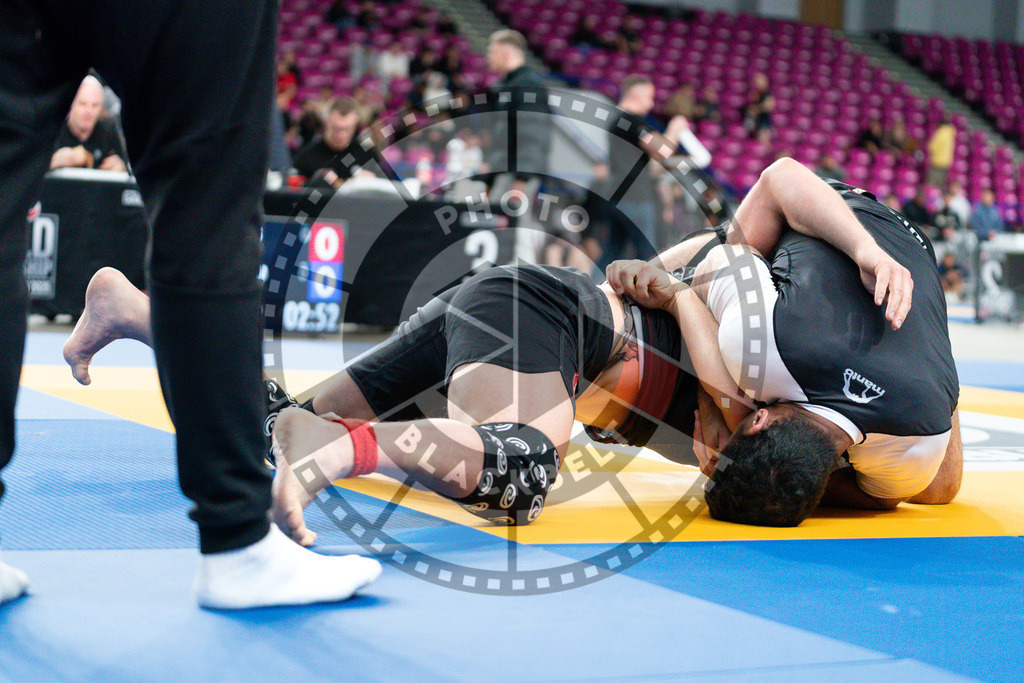 20250517PBB3501 | Athletes compete during the first day of the ADCC Amateur World Championship on May 15, 2025 in Warsaw, Poland. © Chiara Dazi / photoblackbelt