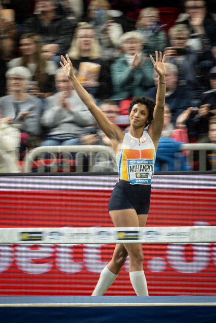 ISTAF Indoor; Duesseldorf, 24.01.2026 | DUESSELDORF, GERMANY - JANUARY 24:  Malaika Mihambo (GER) waves to the spectators during the ISTAF Indoor Dusseldorf at PSD Bank Dome on January 24, 2026 in Duesseldorf, Germany. 