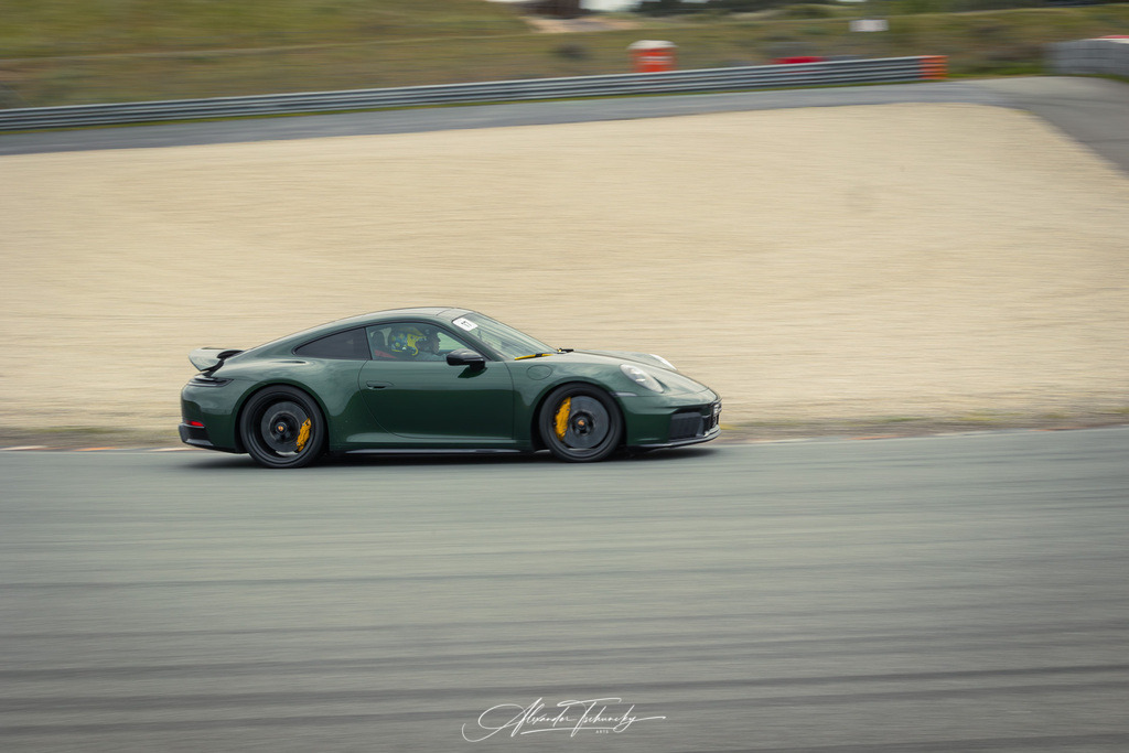 R6PZ0822 _Alexander Tschuncky | Entdecken Sie die faszinierende Welt von Alexander Tschuncky Arts: Kreative Fotografie, atemberaubende Automobilkunst und hochwertiger Bilderdruck. Lassen Sie sich inspirieren! - Realisiert mit Pictrs.com