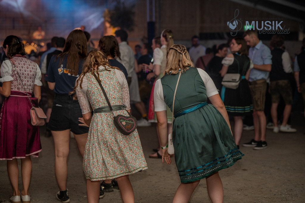 DSC_3811 | "Fussifoto.com – Ihr Ansprechpartner für hochwertige Fotografie! Entdecken Sie kreative Bilder und professionelle Dienstleistungen. Kontaktieren Sie uns für Ihre Projekte!"