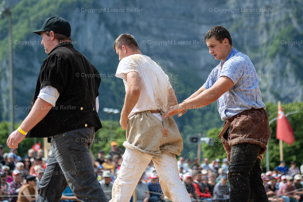 Schwingen -  Glarner Bündner 2024 | Glarus, 20.5.24, Schwingen - Glarner Bündner.