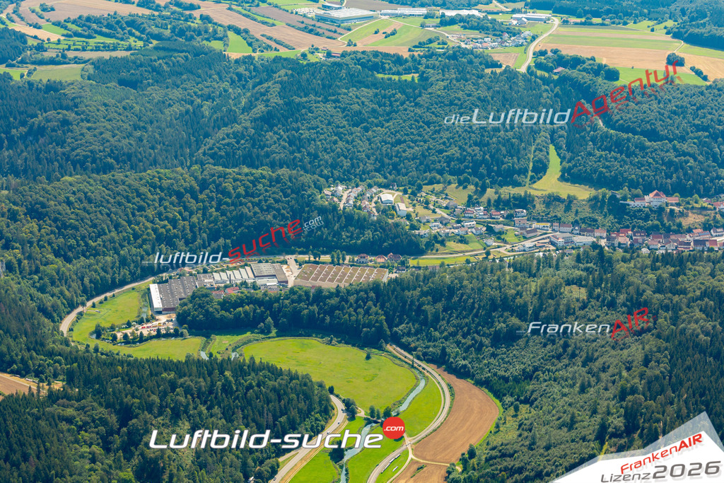 Das Luftbild zeigt :  Hettingen - Die Luftaufnahme wurde 2024 vom UL-Flugzeug aus erstellt ( keine Drohne ) - Hochauflösende Luftaufnahme - Für grossformatige Ausdrucke geeignet. Die Geschenkidee !Mit Lizenz und Bildrechte bestellbar